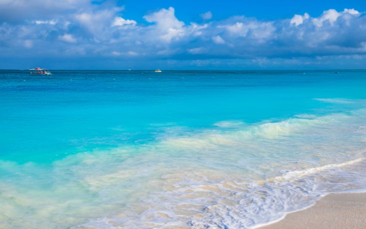 Turks and Caicos, Grace Bay Beach - Turks & Caicos