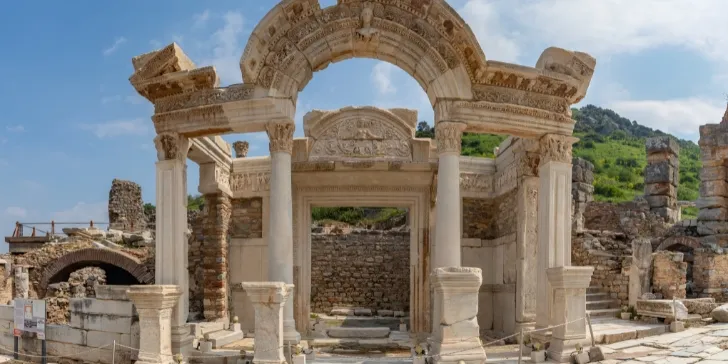 Ephesus, Temple of Adrian - Riviera Turca Privativo