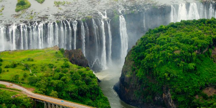 Victoria Falls in Zambia - Pacotes para Zimbábue
