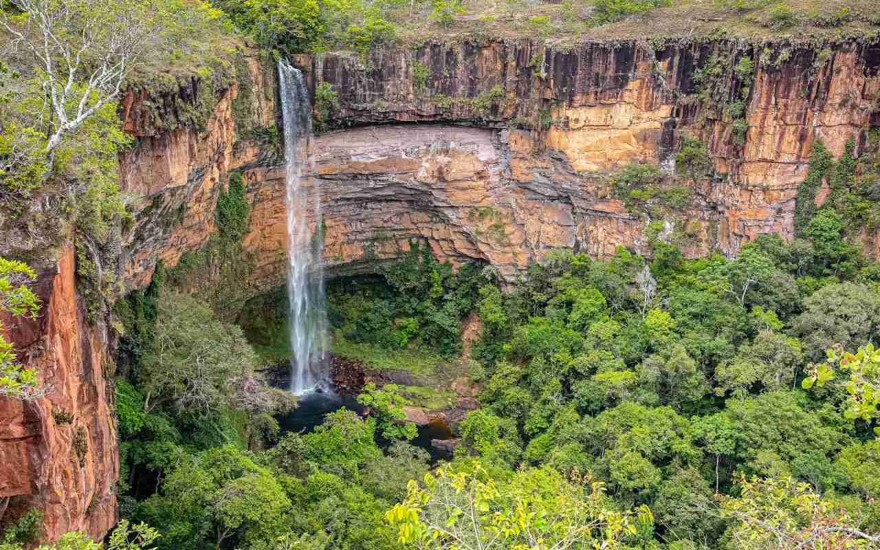 Véu da Noiva waterfall, Chapada dos Guimarães - Chapada dos Guimarães