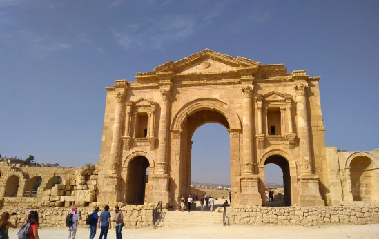 Arco do triunfo de Adriano - Jerash