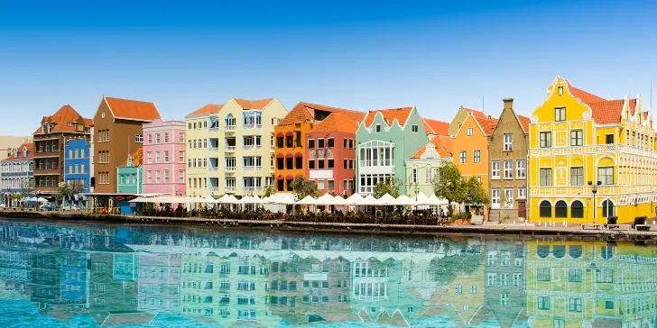 Willemstad enbankment - Curaçao