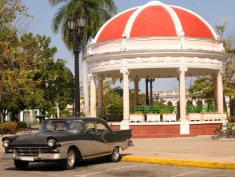 Praça em Cienfuegos - Cuba