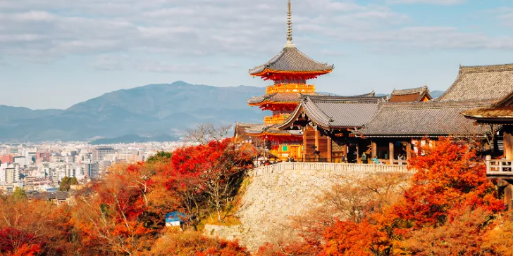 Templo de Kiyomizu-dera em Kyoto no Japão
