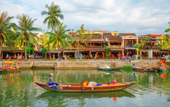 Boat in Hoi An Vietnam - Pacotes para Vietnã